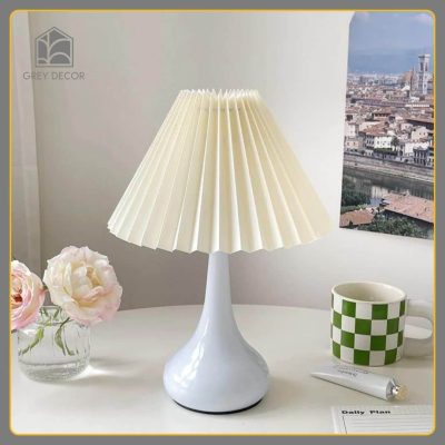 Đèn Để Bàn Trung Cổ DTT03